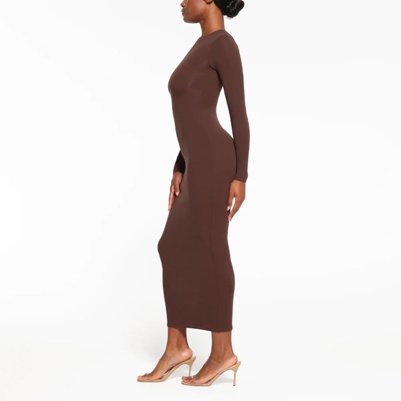 SKIMS Fits Everybody Crew Neck Long Sleeve Dress | Cocoa | Size S - Picture 2 of 7